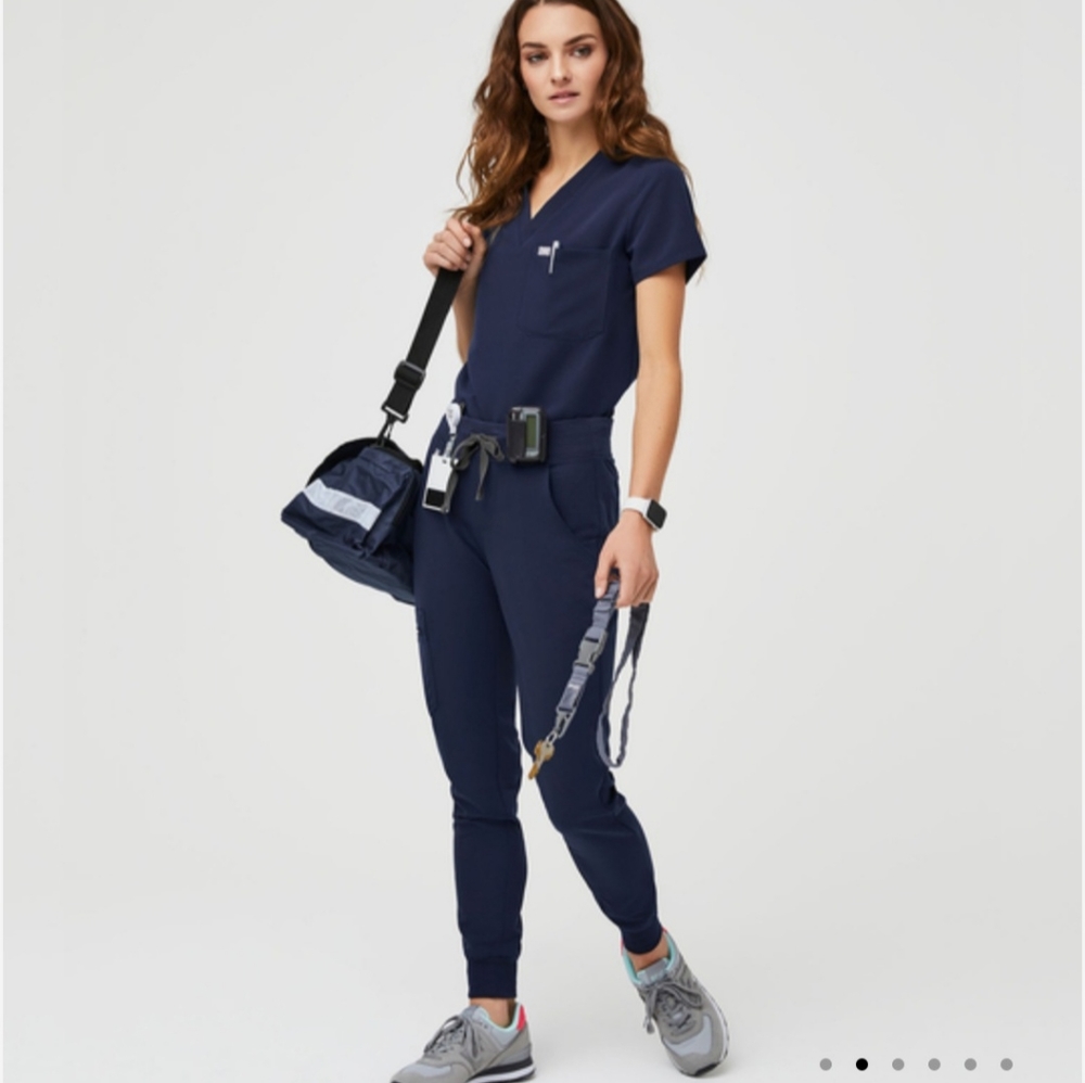 Figs Set- Zamora joggers and Catarina Top